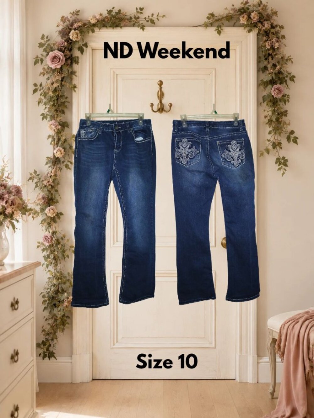ND Weekend Women's Size 10 Embroidered Fleur-de-Lis Rhinestone Bootcut Jeans Y2k